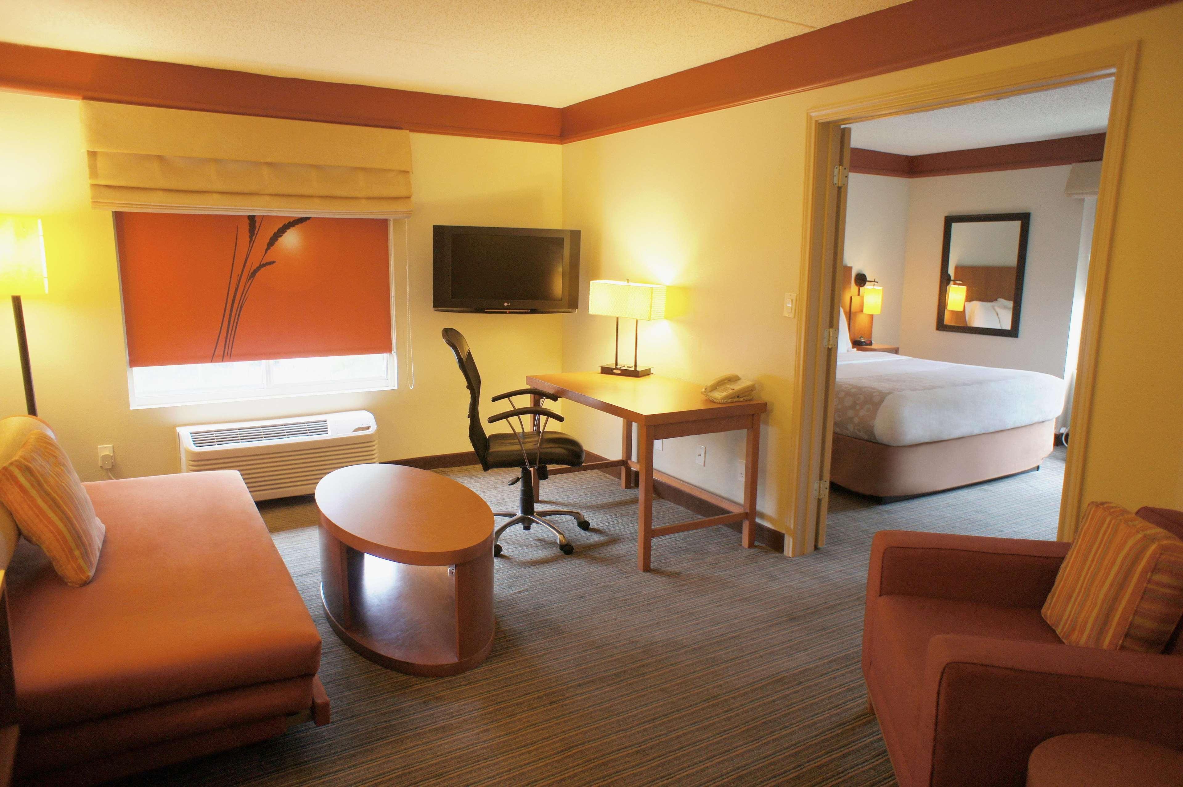 La Quinta By Wyndham Memphis Primacy Parkway Hotel Bagian luar foto