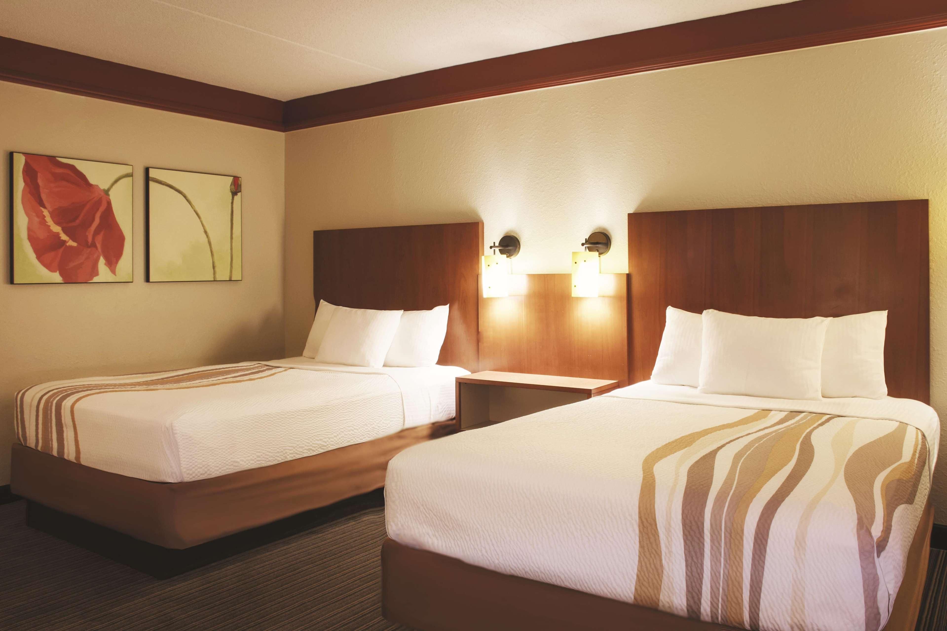 La Quinta By Wyndham Memphis Primacy Parkway Hotel Bagian luar foto