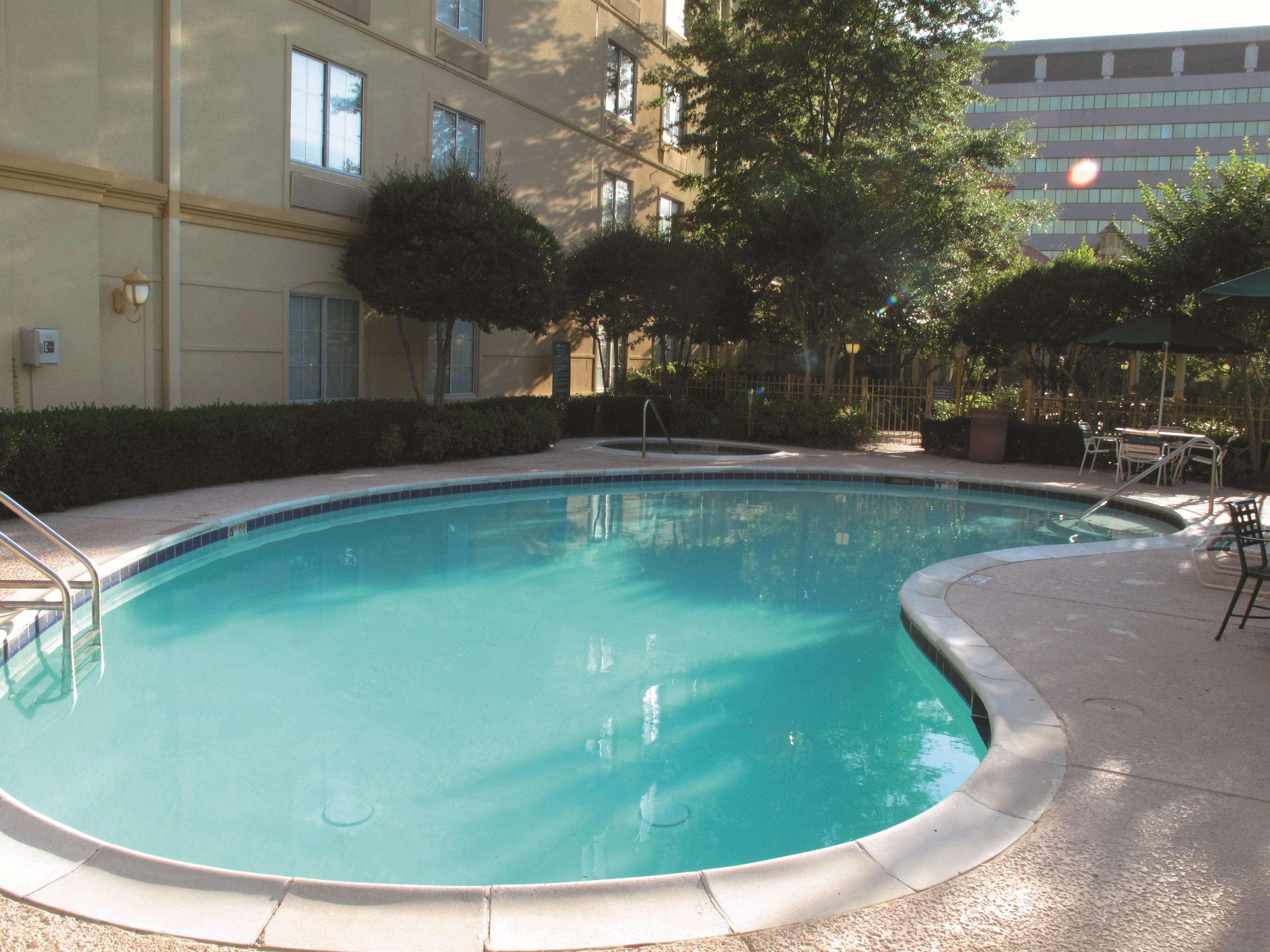 La Quinta By Wyndham Memphis Primacy Parkway Hotel Bagian luar foto