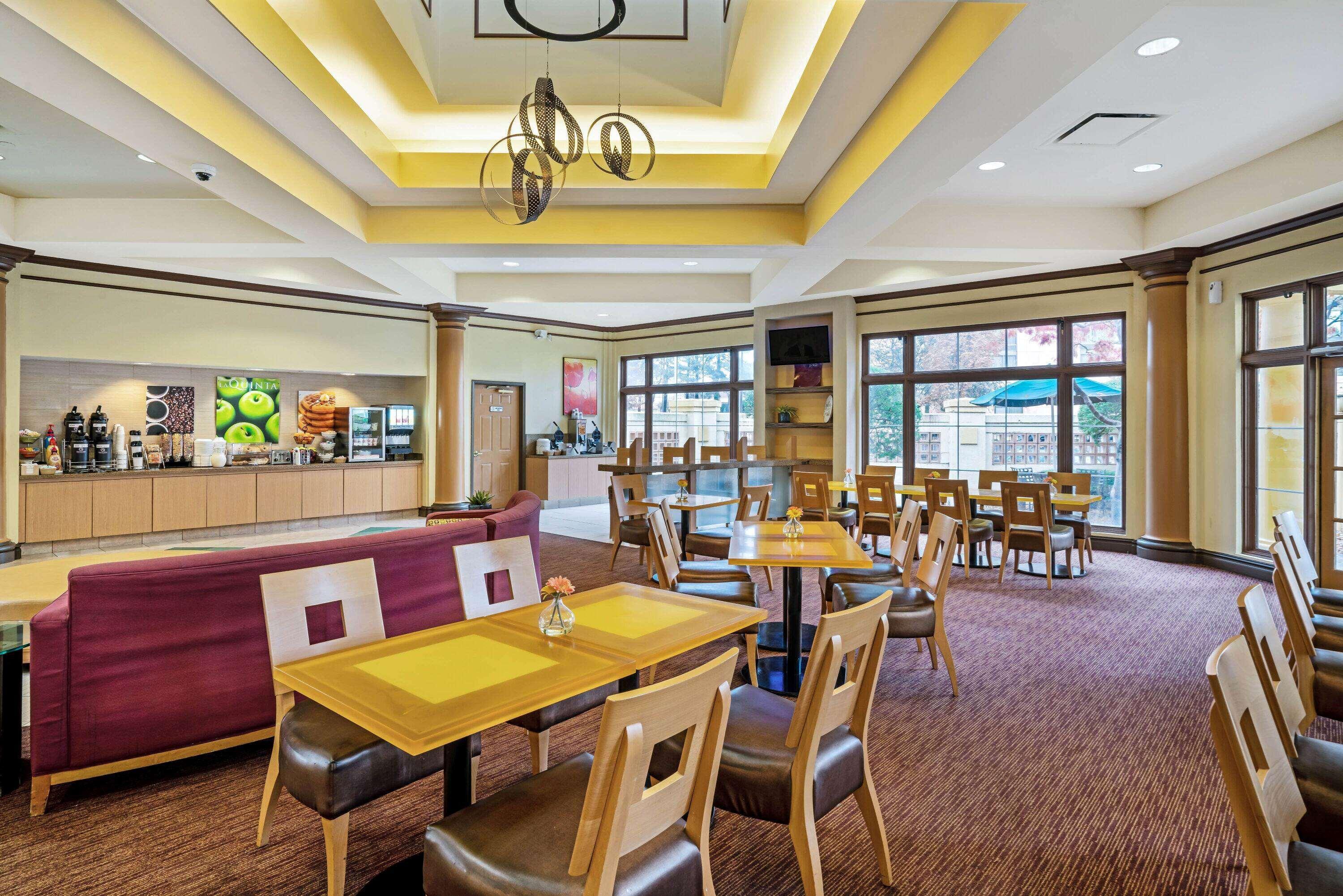 La Quinta By Wyndham Memphis Primacy Parkway Hotel Bagian luar foto