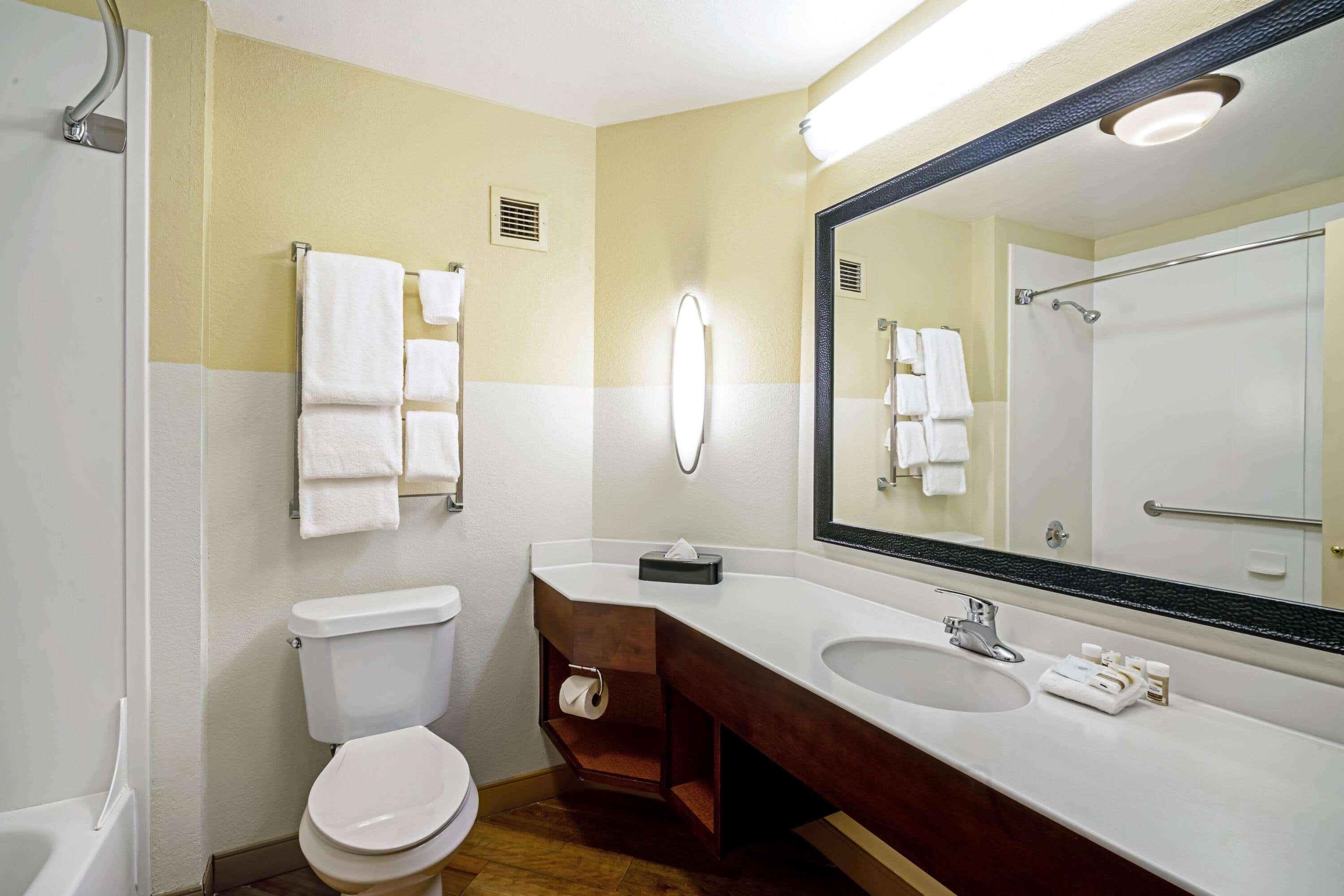 La Quinta By Wyndham Memphis Primacy Parkway Hotel Bagian luar foto