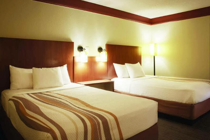 La Quinta By Wyndham Memphis Primacy Parkway Hotel Bagian luar foto