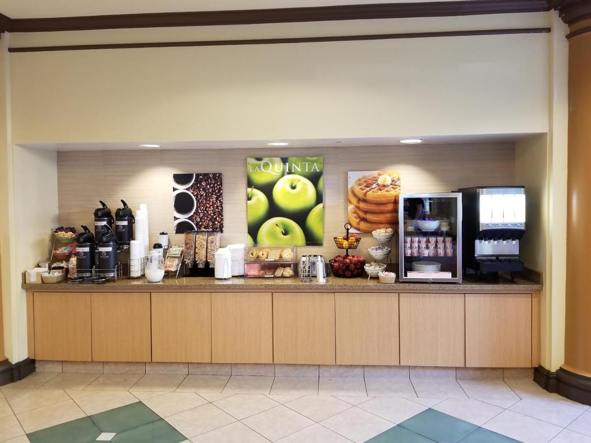 La Quinta By Wyndham Memphis Primacy Parkway Hotel Bagian luar foto
